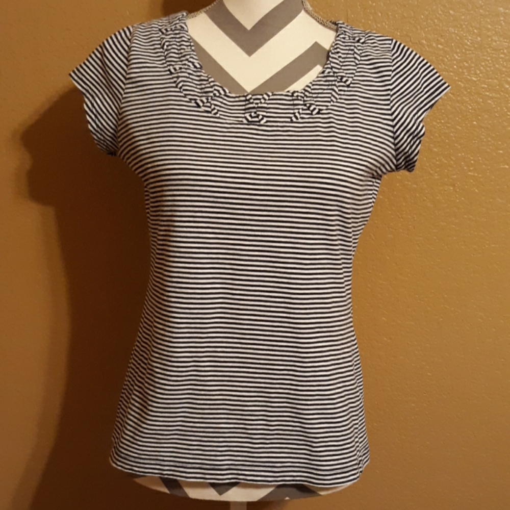 Liz & Co. Dressy t-shirt